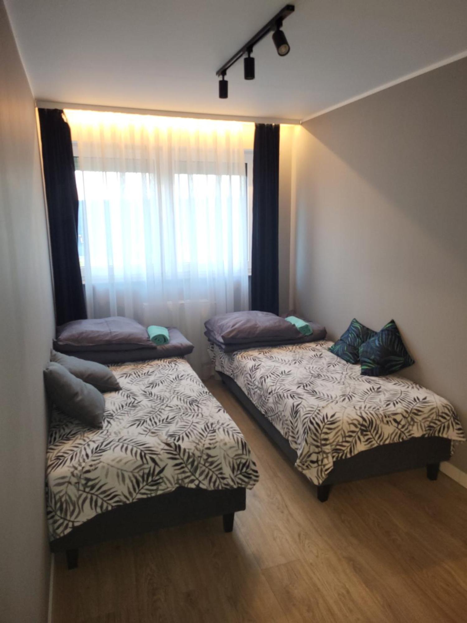 Komfortowy Apartament Dla 7 Osob Ch Arena, Prywatny Parking Gliwice Eksteriør billede