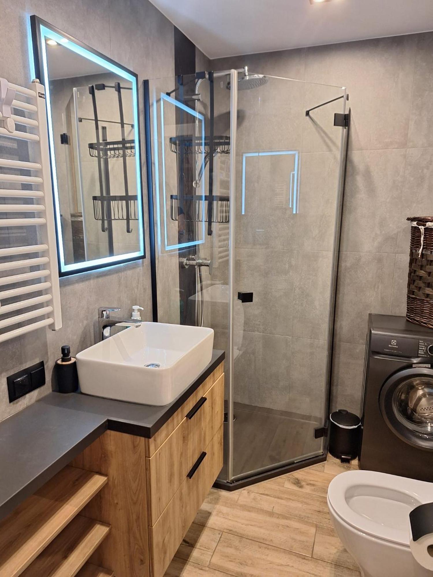 Komfortowy Apartament Dla 7 Osob Ch Arena, Prywatny Parking Gliwice Eksteriør billede